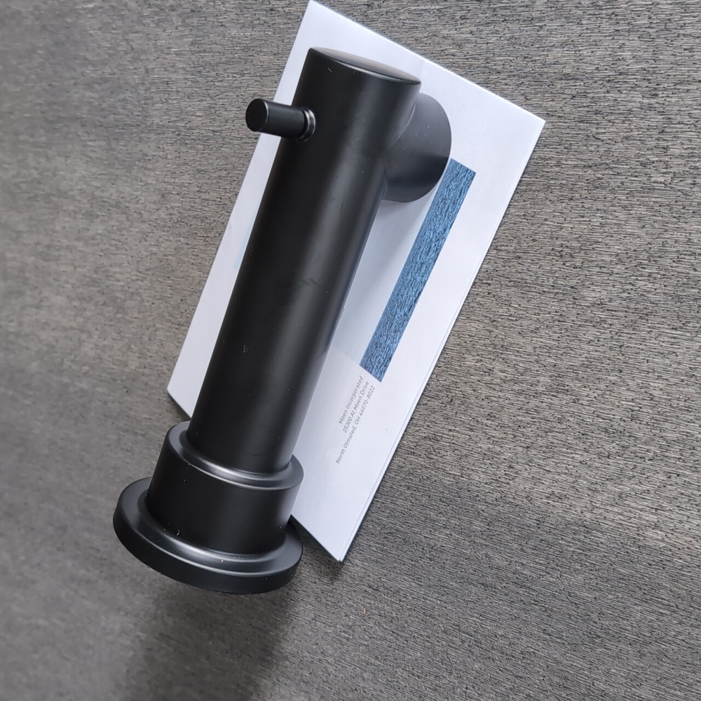 Brand new ! Moen arlys 7 1/2" tub diverter stout mat black bathroom hardware